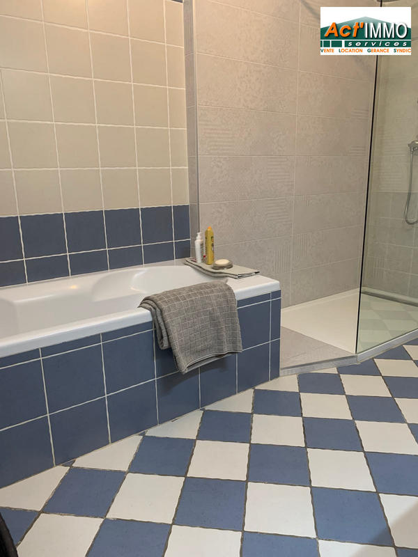 Maison - 120 m² - 4 pièces