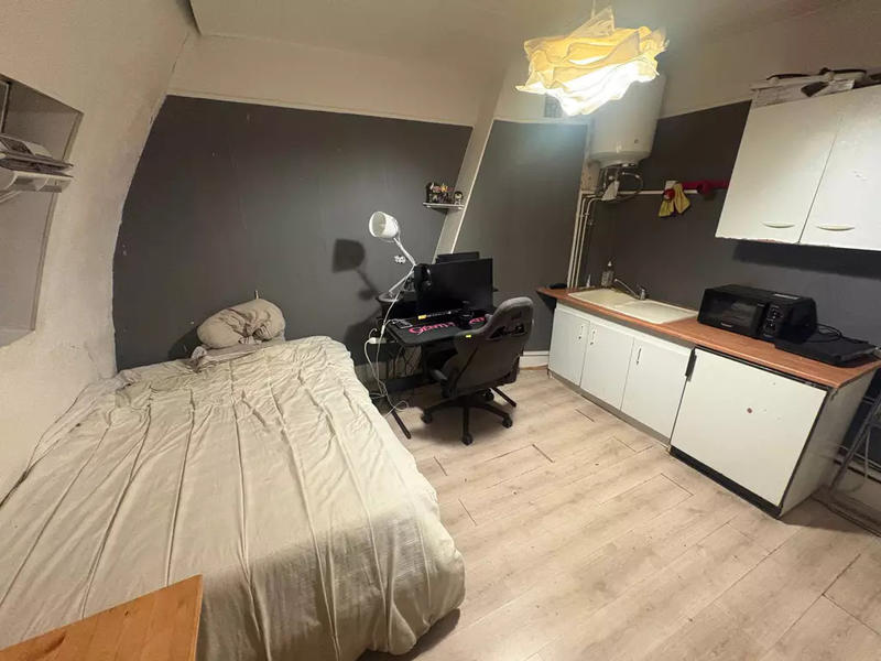 Studio - 15 m² - 1 pièce