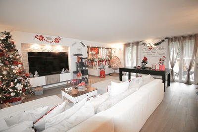 Maison - 191 m² - 7 pièces