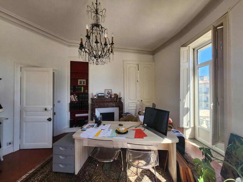 Bureau - 148 m² - 10 pièces