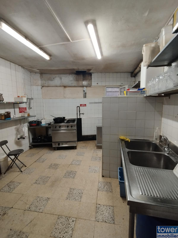 Local commercial - 110 m²