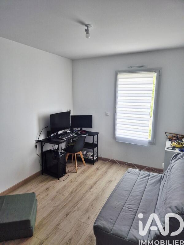 Maison - 93 m² - 4 pièces