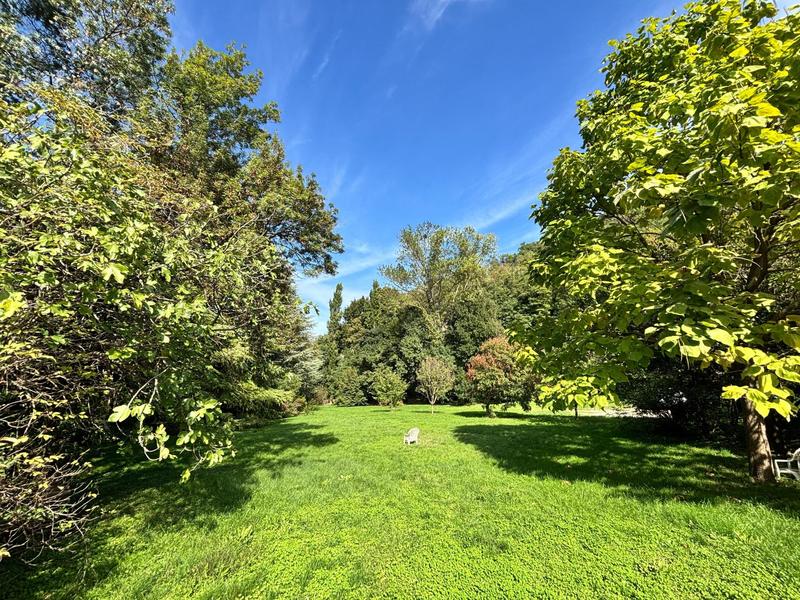 Appartement - 180 m² - 1 pièce