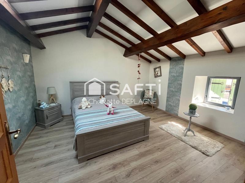 Maison - 263 m² - 7 pièces