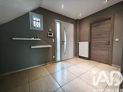 Maison - 223 m² - 7 pièces