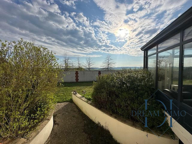 Maison - 151 m² - 7 pièces