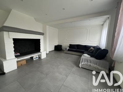 Maison - 180 m² - 8 pièces