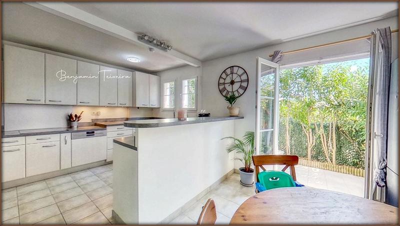 Maison - 96 m² - 5 pièces