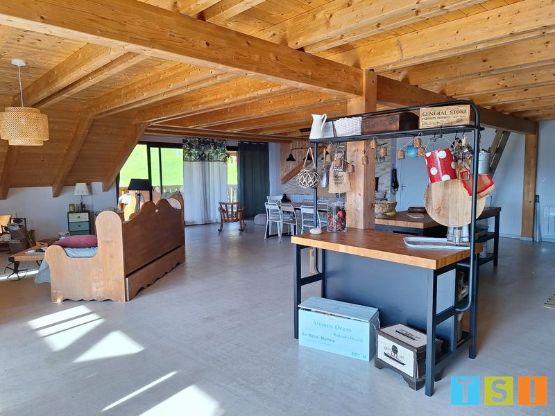 Appartement - 138 m² - 3 pièces