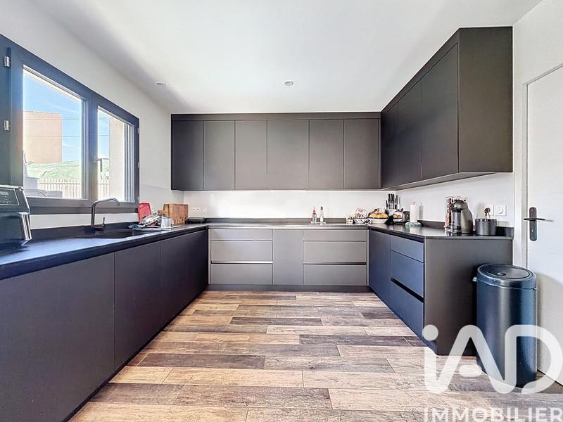 Maison - 106 m² - 4 pièces