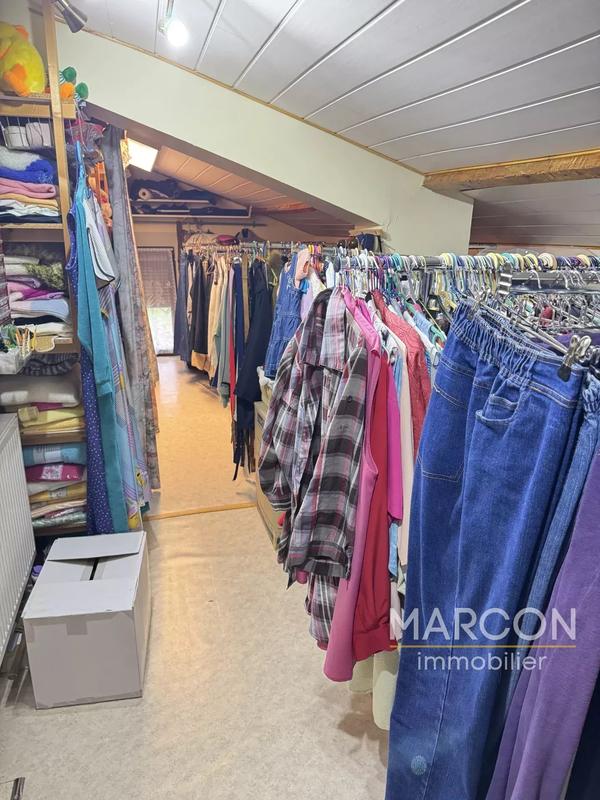 Maison - 175 m² - 10 pièces