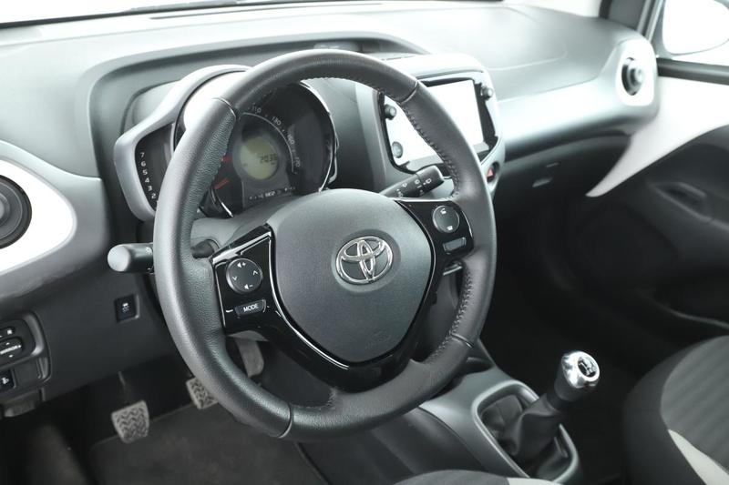 Toyota Aygo 1.0 Vvt-i X-Play 5p 72 ch