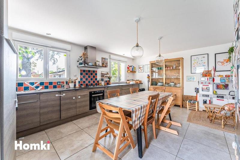 Maison - 150 m² - 7 pièces