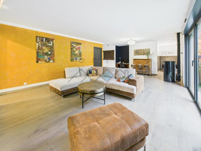 Maison - 154 m² - 5 pièces