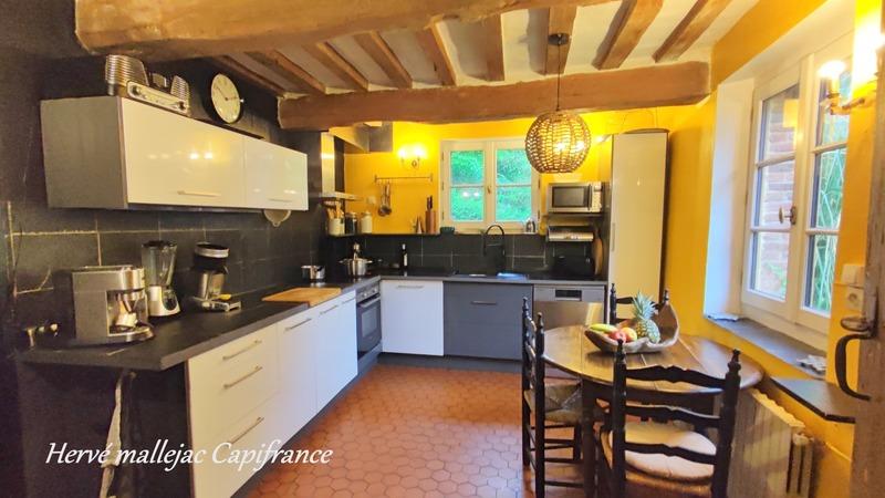 Maison - 212 m² - 10 pièces