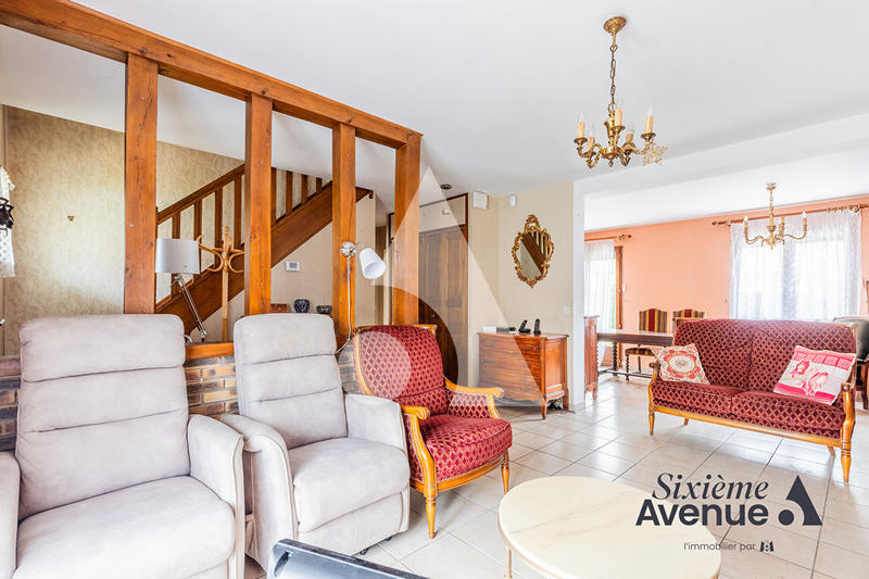 Maison - 109 m² - 5 pièces