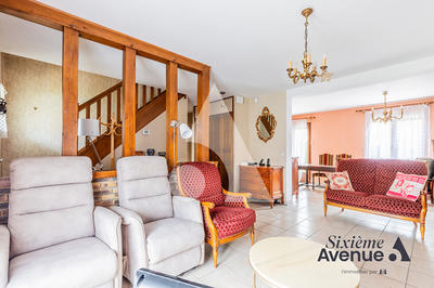 Maison - 109 m² - 5 pièces