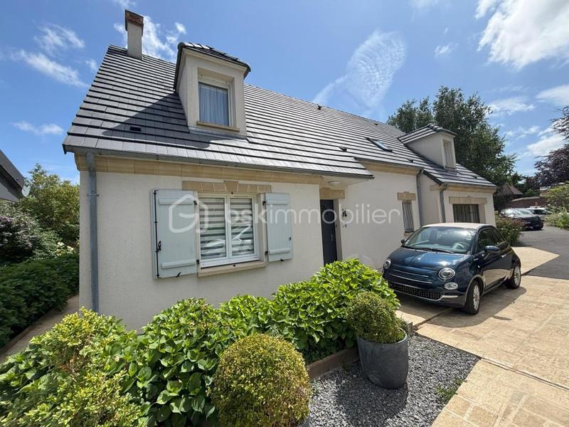 Maison - 200 m² - 6 pièces