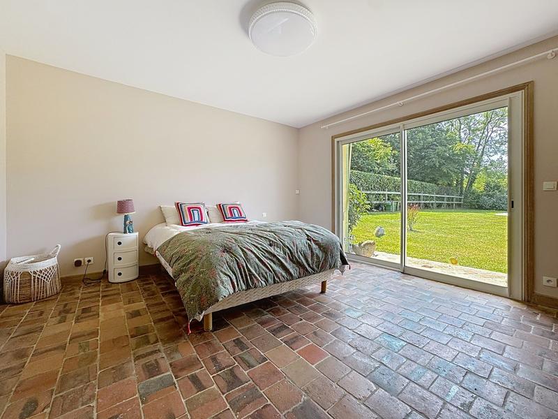 Maison - 200 m² - 6 pièces