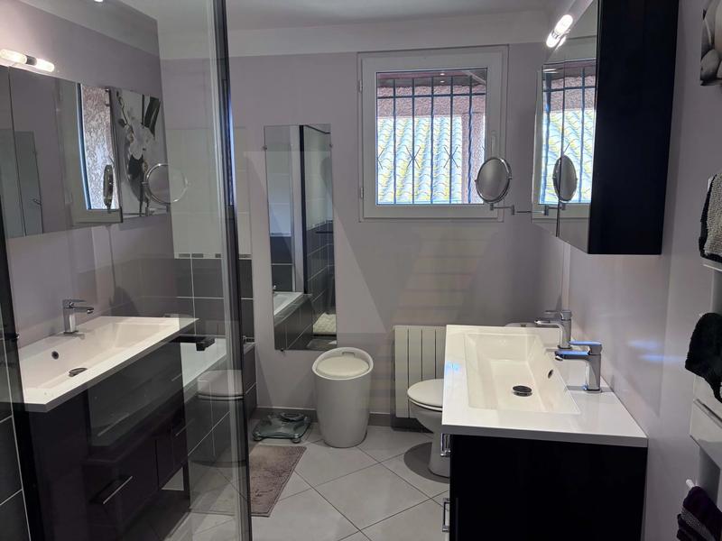 Maison - 120 m² - 4 pièces