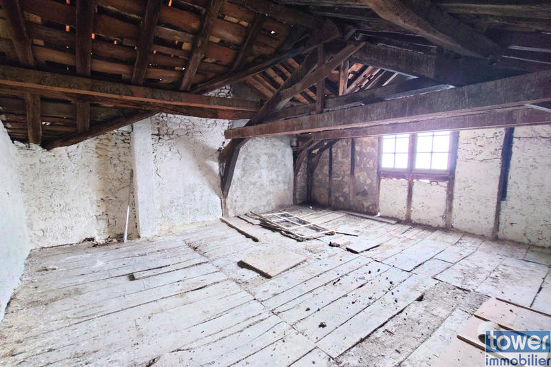 Maison - 420 m² - 17 pièces