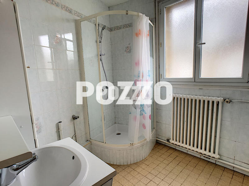 Immeuble - 196 m² - 6 pièces