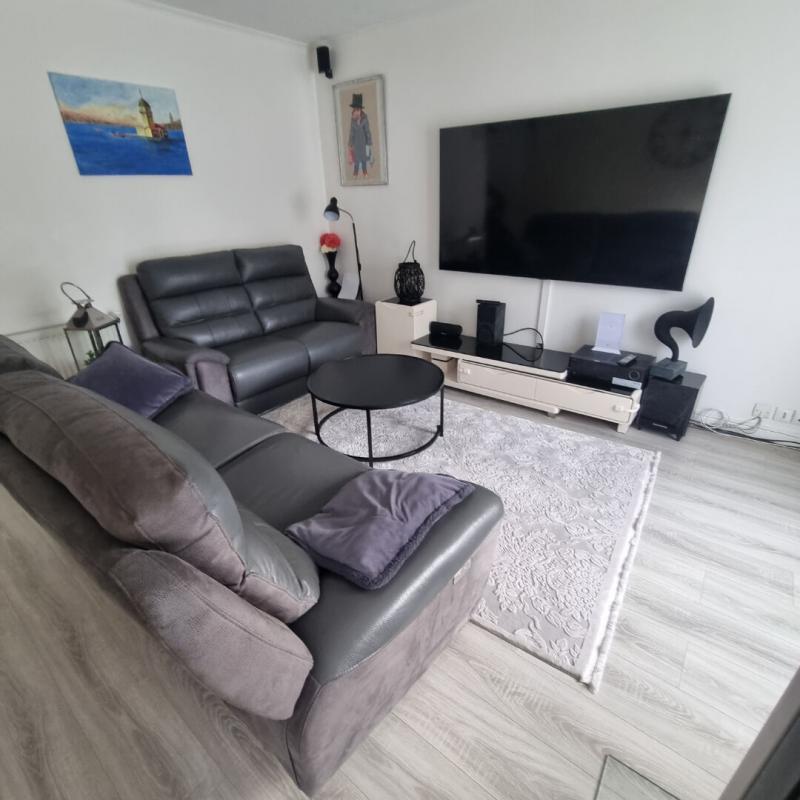 Maison - 83 m² - 5 pièces