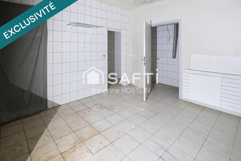 Local commercial - 119 m² - 6 pièces