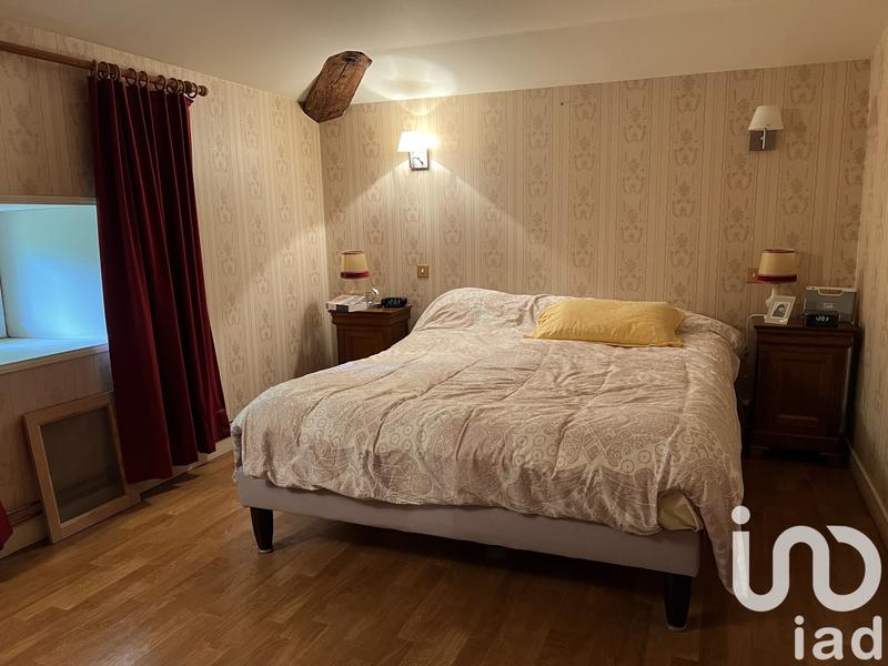 Maison - 284 m² - 10 pièces