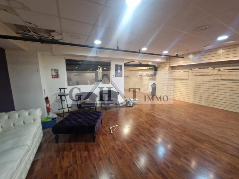 Entrepôt - 1 274 m²