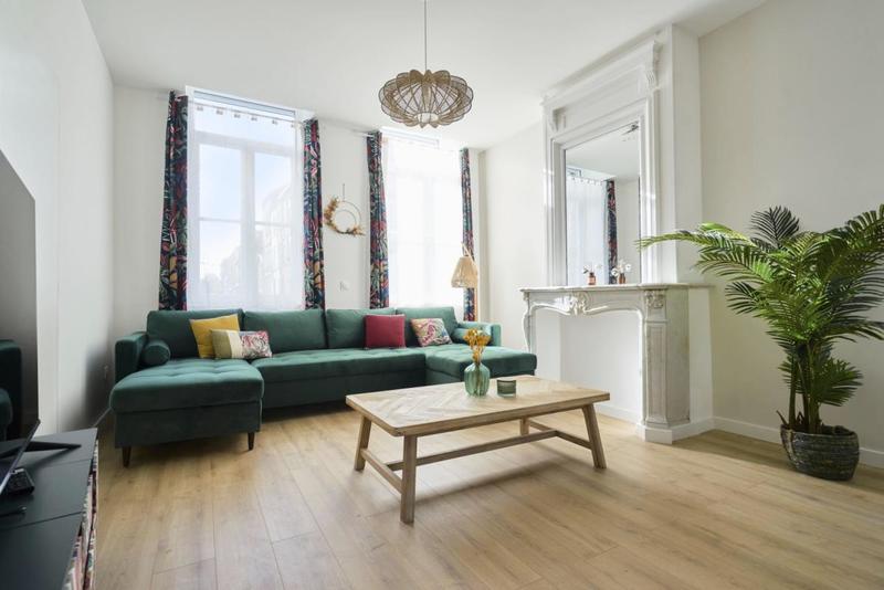 Maison - 179 m² - 11 pièces