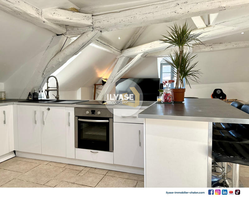 Appartement - 77 m² - 3 pièces