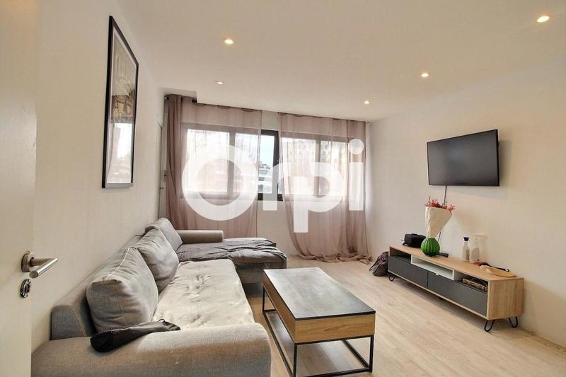 Appartement - 70 m² - 4 pièces
