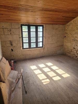 Maison - 105 m² - 4 pièces