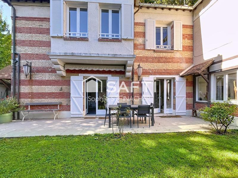Maison de maîtres - 156 m² - 6 pièces