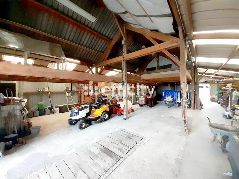 Maison - 149 m² - 7 pièces