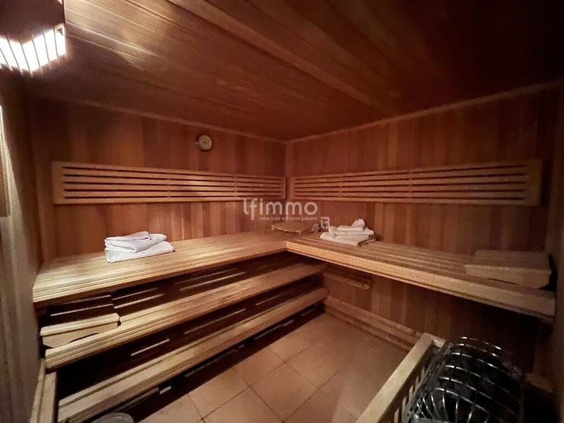 Maison - 193 m² - 6 pièces