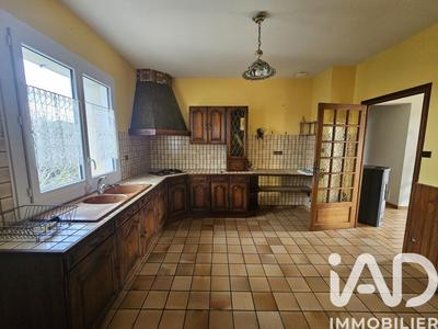 Maison - 97 m² - 4 pièces