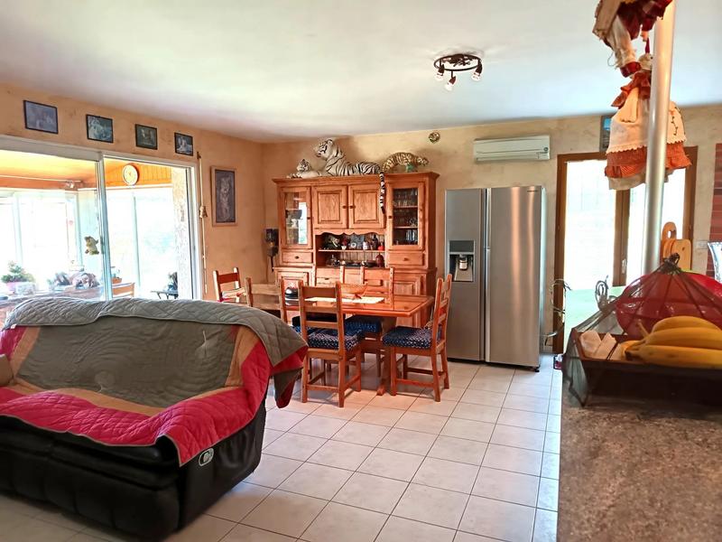 Maison - 93 m² - 4 pièces