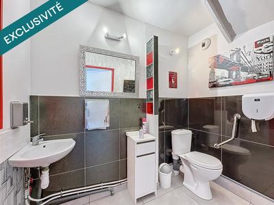 Local commercial - 160 m² - 2 pièces