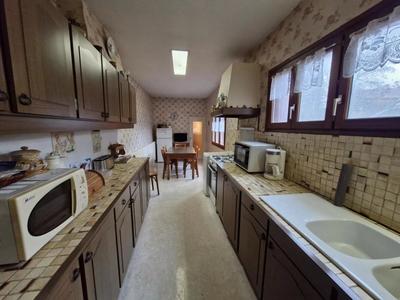 Maison de ville - 214 m² - 11 pièces