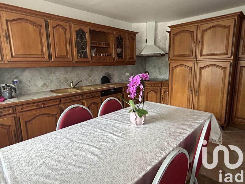 Maison - 195 m² - 10 pièces