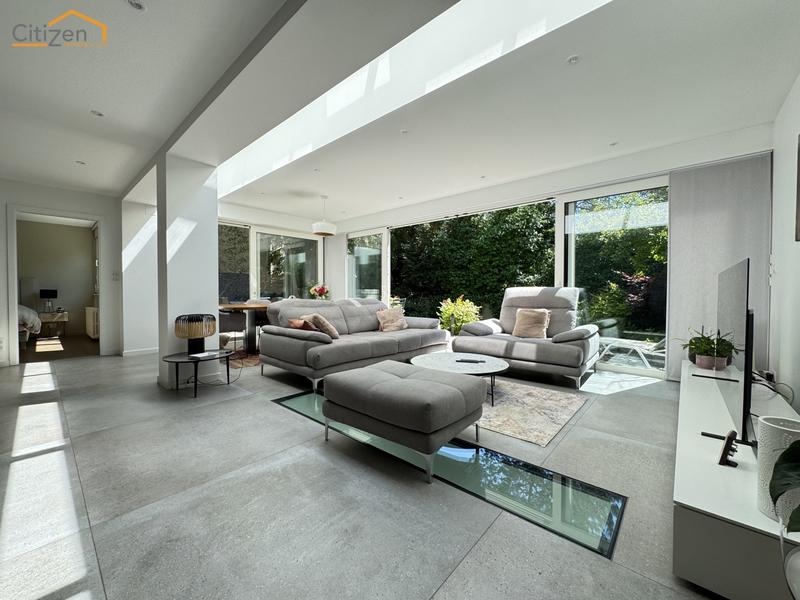 Villa - 212 m² - 6 pièces