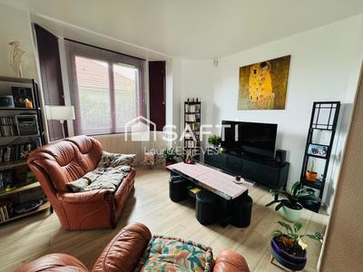 Maison - 101 m² - 5 pièces