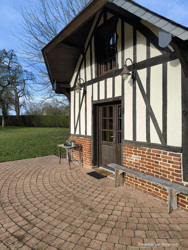 Maison ancienne - 146 m² - 8 pièces