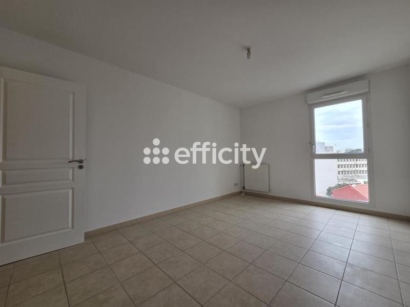 Appartement - 80 m² - 3 pièces