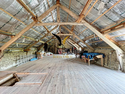 Maison - 86 m² - 7 pièces