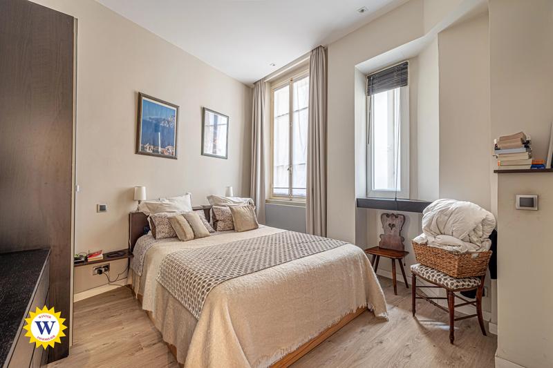 Appartement - 95 m² - 4 pièces