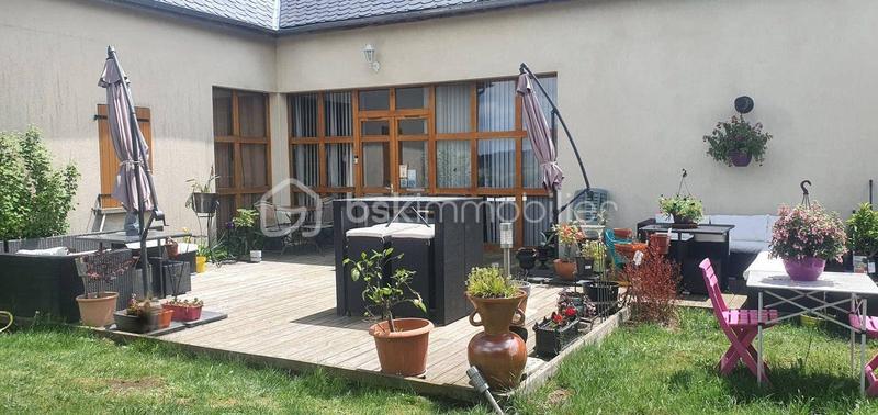 Maison - 435 m² - 12 pièces