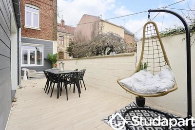 Chambre - 11 m² - 1 pièce